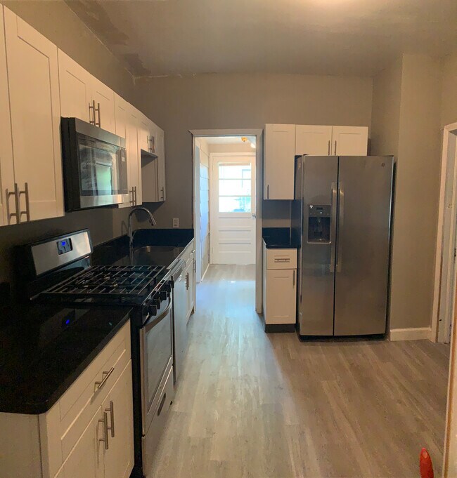 Foto del edificio - 33 Saint John Ave