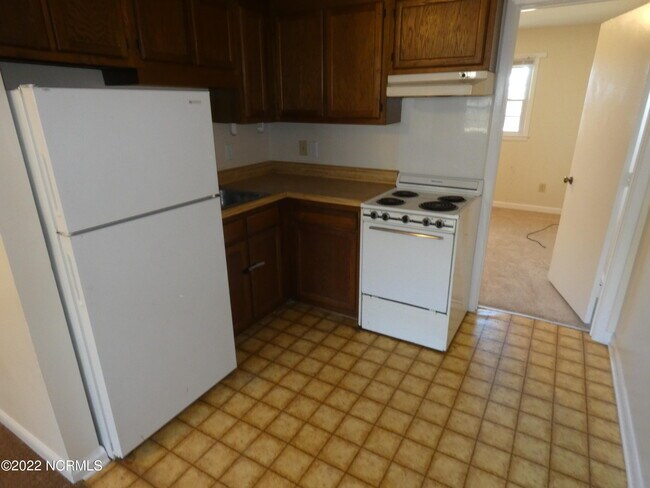 Building Photo - 1621 Halltown Rd