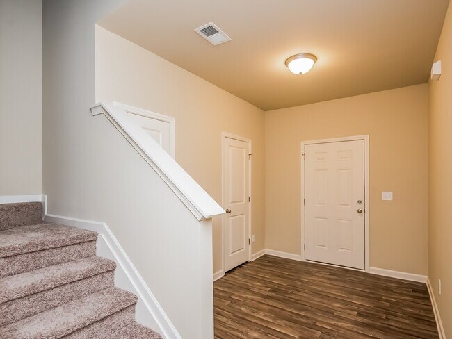 Foto del edificio - 260 Stillwood Dr