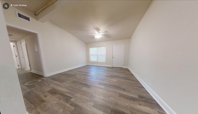 Building Photo - 1694 Sharkey St