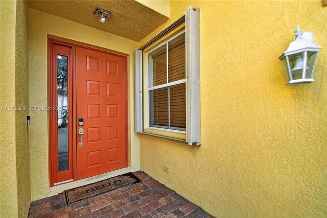 Building Photo - 9041 Silver Glen Way