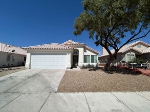 Building Photo - 4425 Rodman Dr