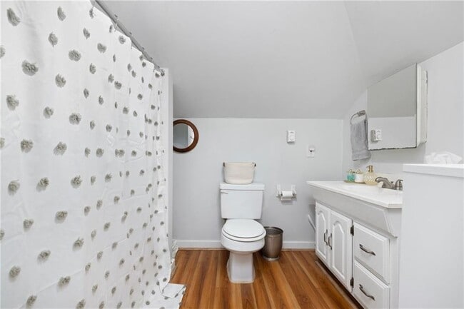 Building Photo - 10 Braman St