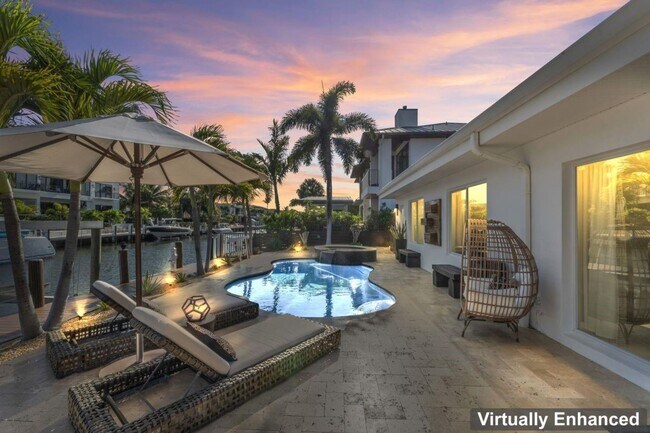 Foto del edificio - 2530 NE 49th St
