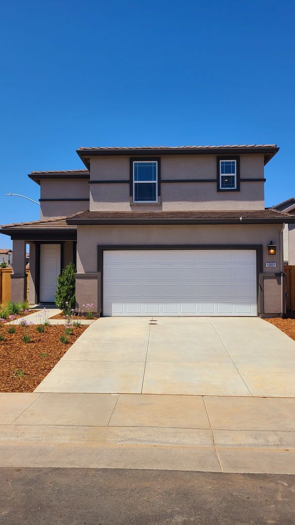Foto del edificio - Beautiful Brand New Construction / Single ...