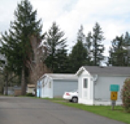 Foto del edificio - Totem Village Mobile Home Park