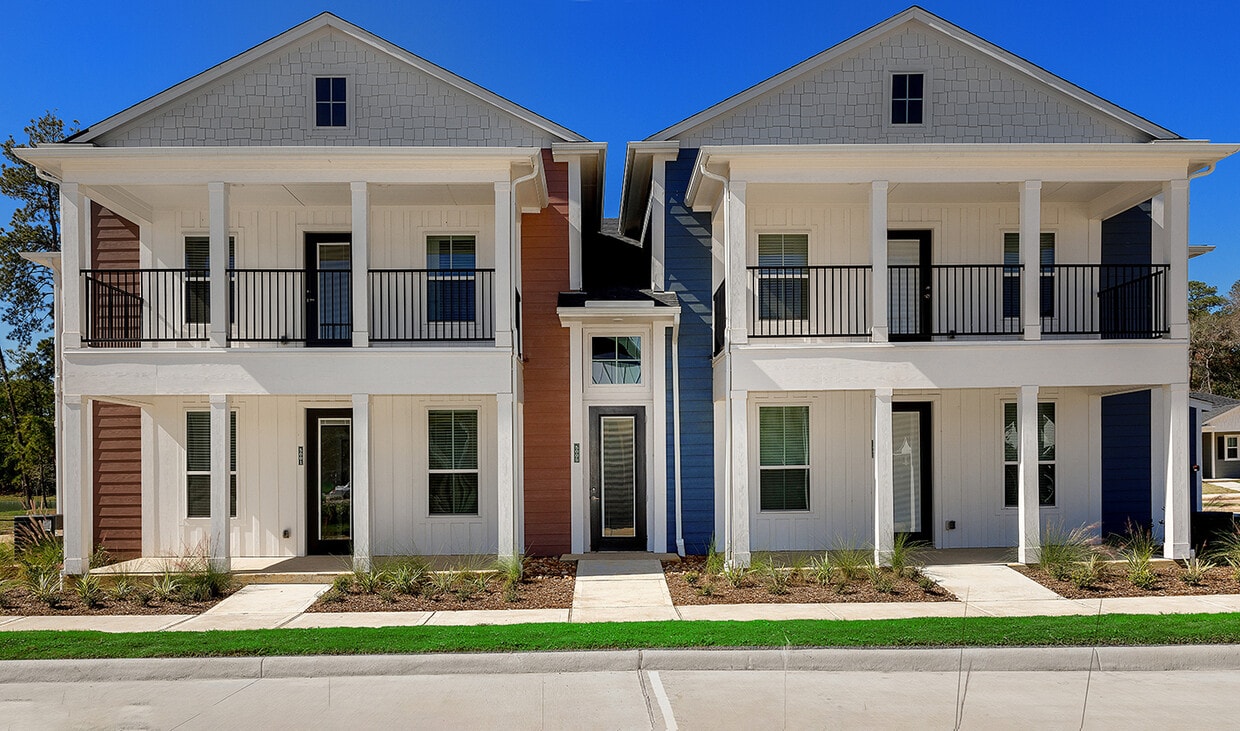 The Cottage Green Apartments in Conroe, TX