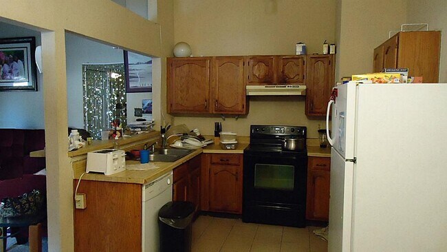 Building Photo - 24403 Running Iron Dr