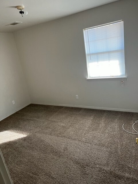 Foto del edificio - 317 E Lucy Ave