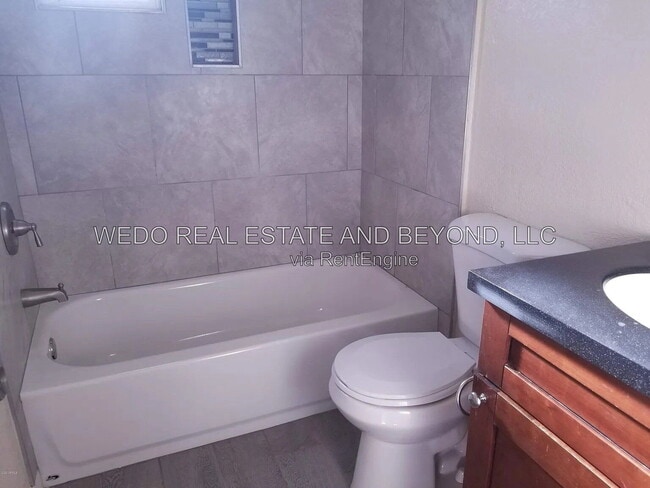 Photo - 1229 East Mountain View Road Apartment