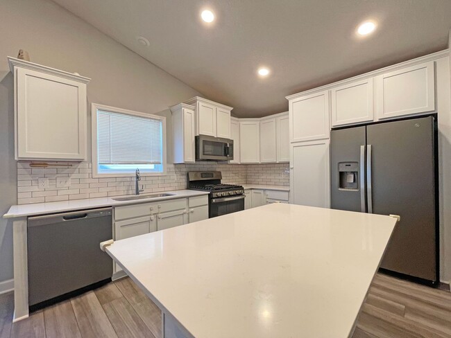 Building Photo - Spacious New Construction Home Never Befor...