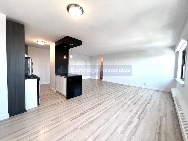 Foto del edificio - 1370 Saint Nicholas Avenue