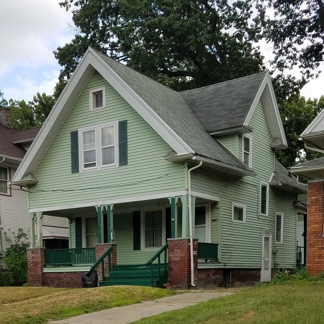 Building Photo - 1115 Prospect Ave
