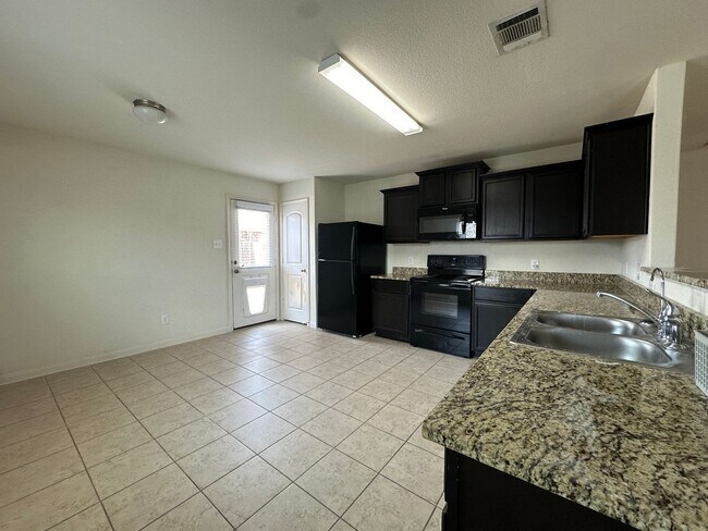 Building Photo - COMING SOON - MID APRIL