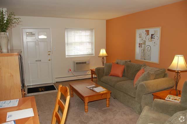Fox Pointe Apartment Homes - Hi Nella, NJ | Apartments.com