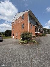 Building Photo - 1425 Dandridge St