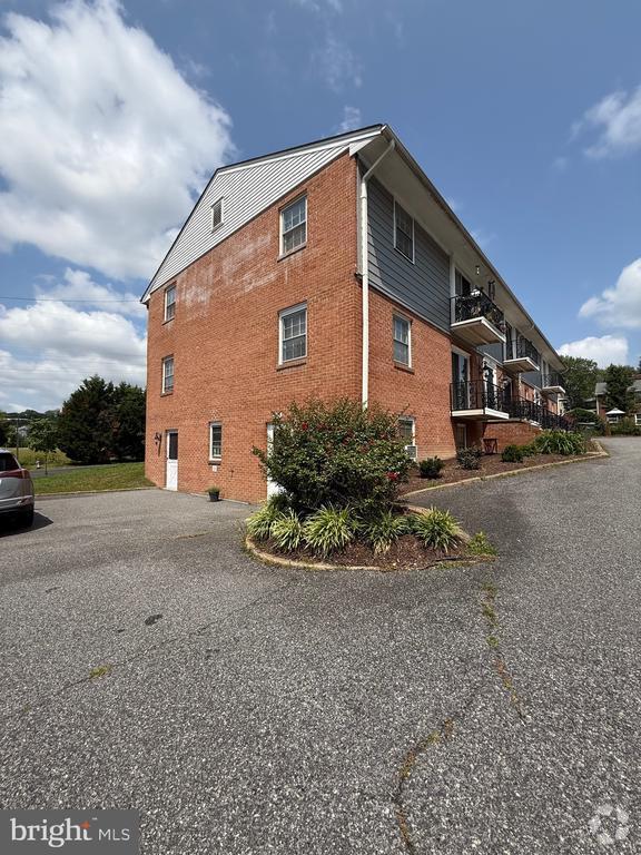 Building Photo - 1425 Dandridge St