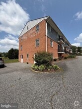 Building Photo - 1425 Dandridge St