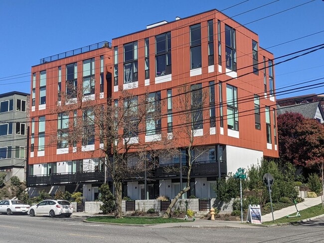Interior Photo - Thomas Street Lofts