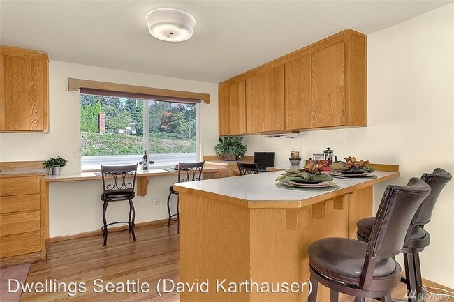 Foto del edificio - 16539 Carlyle Hall Rd N