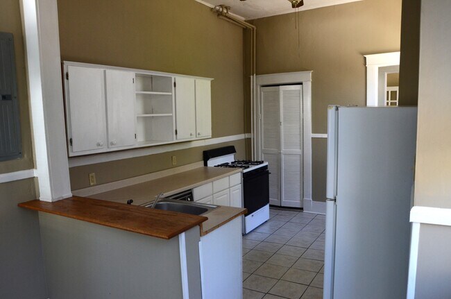 Building Photo - 1252 Harbert Ave