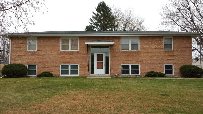 Foto del edificio - 3485 Lester Ave