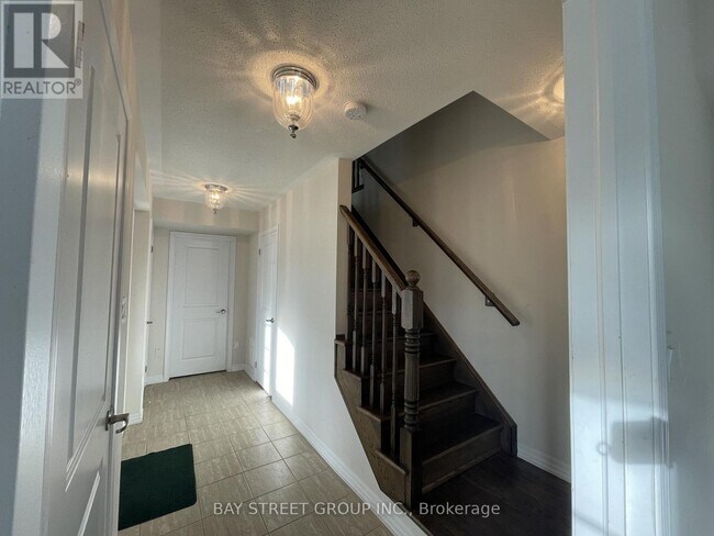 Building Photo - 3067 Cashmere Gardens