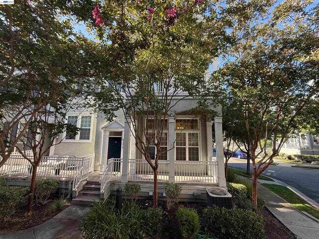 Foto del edificio - 3687 Whitworth Dr