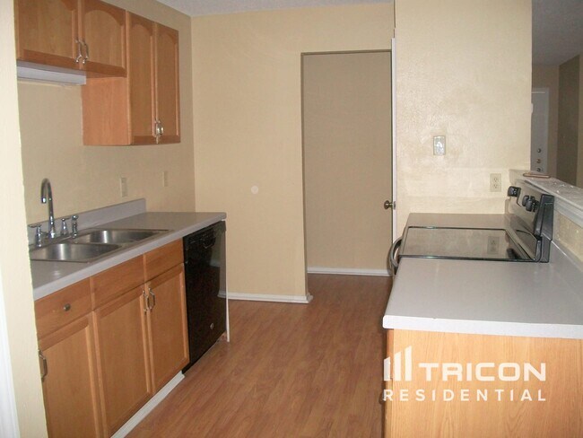 Building Photo - 6229 Cascade Circle Fort Worth TX