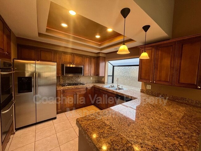 Building Photo - 36532 Vía Abeja