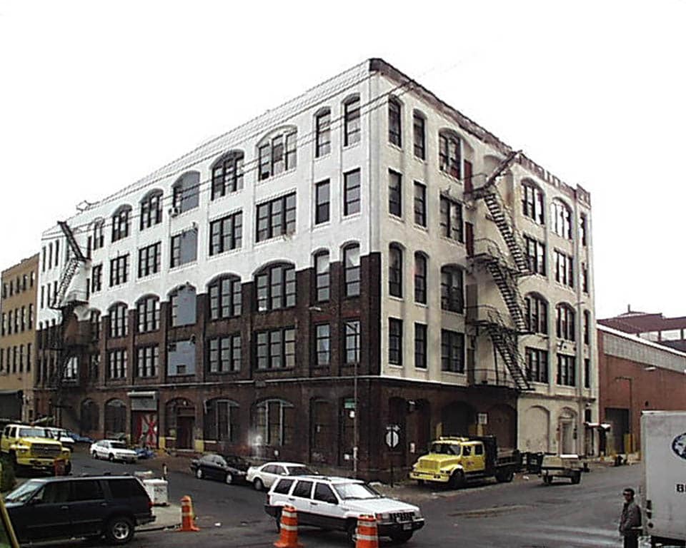 Building Photo - Dumbo