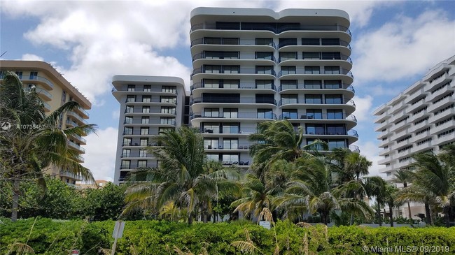 Building Photo - 8877 Collins Ave