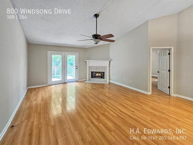 Building Photo - 800 Windsong Dr