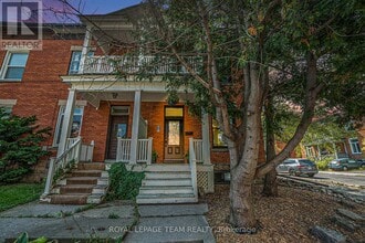 Building Photo - 128 Pretoria Ave