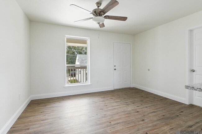 Foto del edificio - 210 Centerville St NE