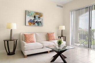 Primary Photo - Doral View