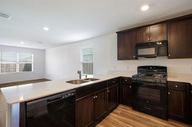 Foto del edificio - 5807 Grindstone Dr