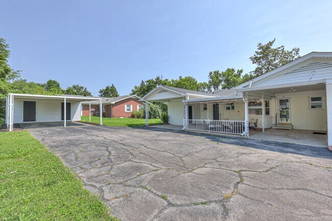 Foto del edificio - 1124 Toddington Dr