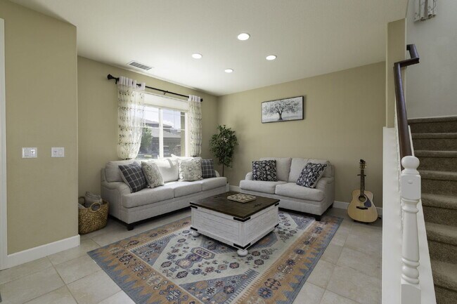 Foto del edificio - Spacious Home in Damonte Ranch - Large Backyard!