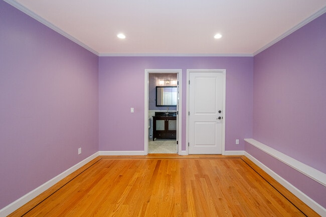 Foto del edificio - 2373 24th Ave