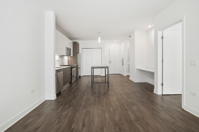 Foto del edificio - 421 W Hubbard St