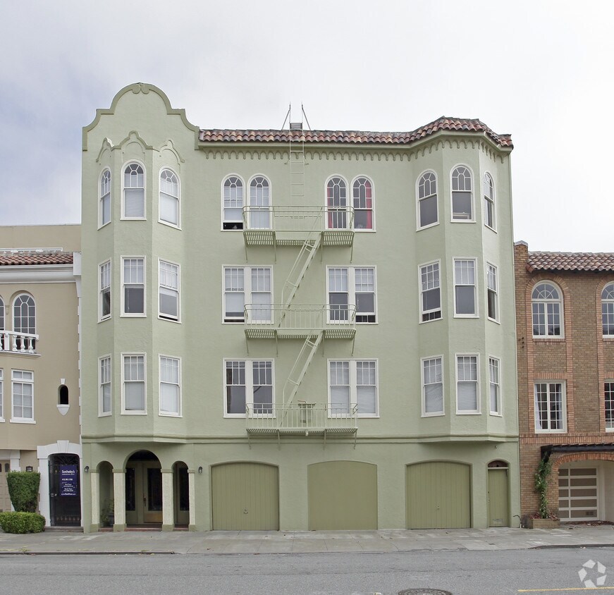 Foto del edificio - 1745 Beach St