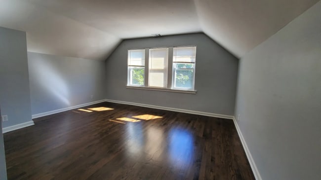Building Photo - 3414 N Seeley Ave