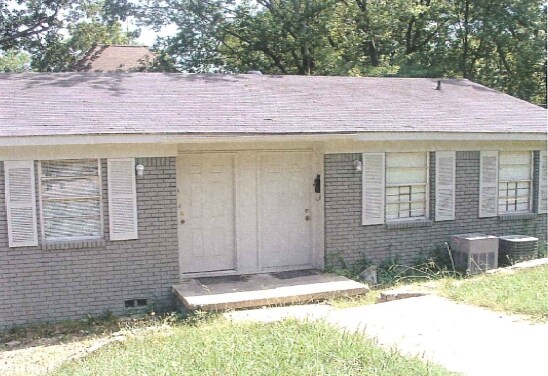 Building Photo - 500-518 Rice St
