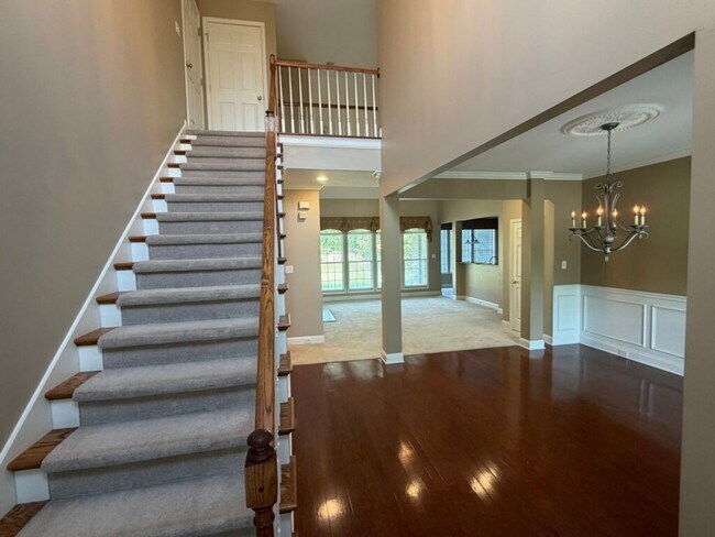Foto del edificio - Spacious Executive Home in North Knox Summer Rose Subdivision