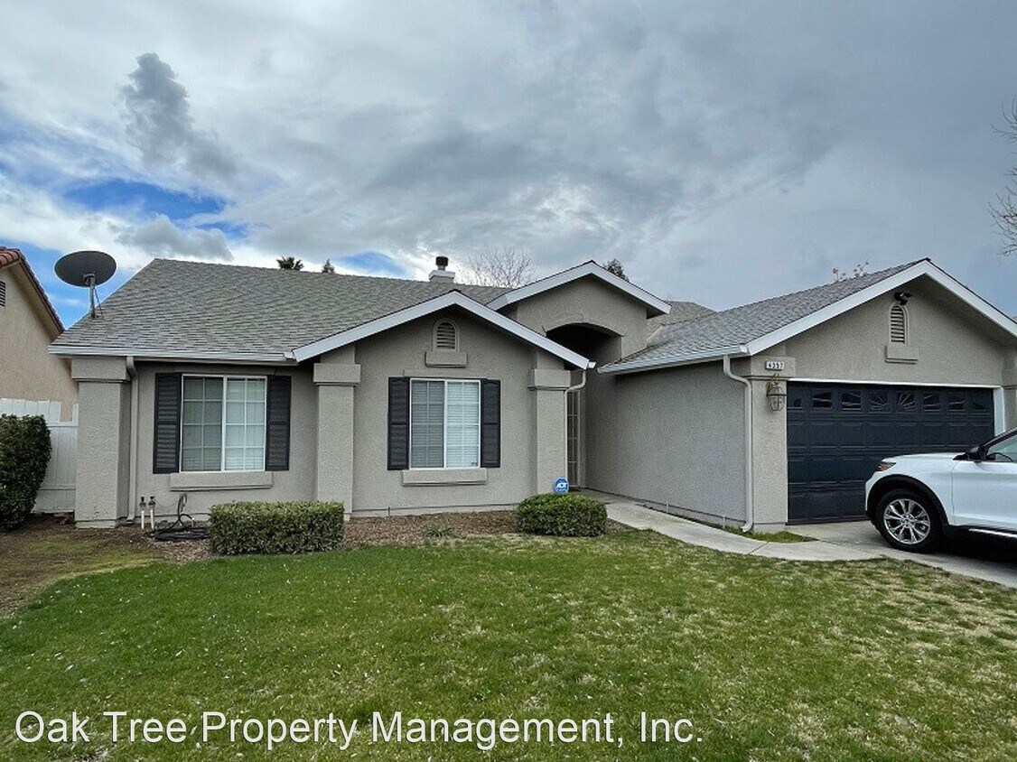 Primary Photo - 4 br, 2 bath House - 4357 W. Harvard Avenue