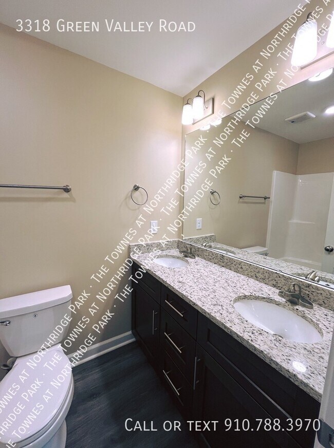 Foto del edificio - 3318 Green Valley Rd