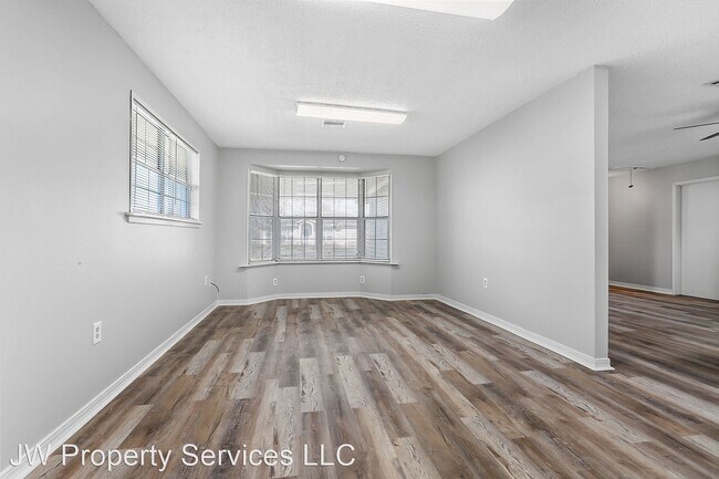 Building Photo - 3 br, 2 bath House - 203 Evelyn Dr