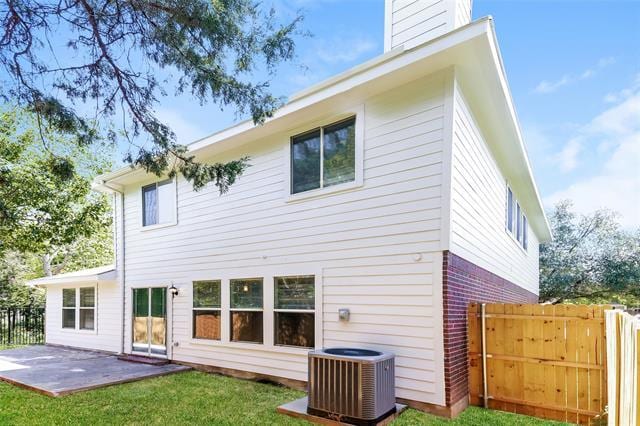 Building Photo - 6803 Clark Vista Dr