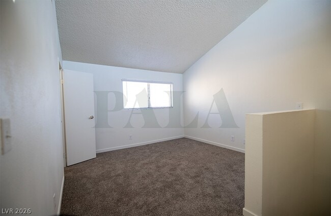 Building Photo - 5196 Gray Ln